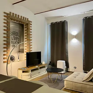 Residenza Corrado By Almanova Residenze Mantova